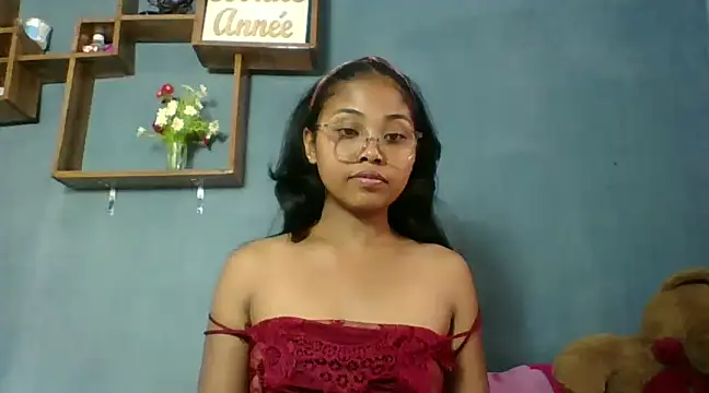 Snapshot of naya86 chatting on January 10, 2025, 6:53 am naya86 online show from January 10, 2025, 6:53 am