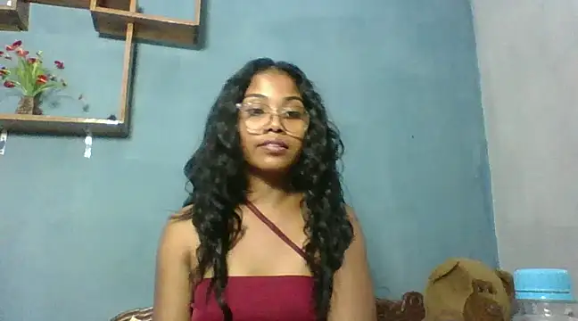 Snapshot of naya86 chatting on February 14, 2025, 12:03 pm naya86 online show from February 14, 2025, 12:03 pm