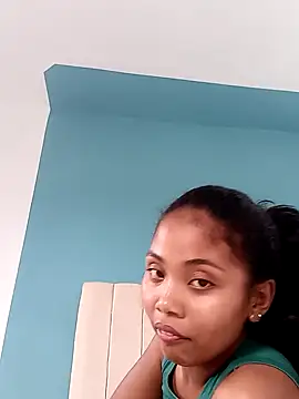 Snapshot of naya86 chatting on February 18, 2025, 12:28 pm naya86 online show from February 18, 2025, 12:28 pm