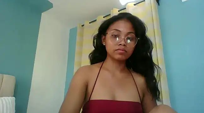 Snapshot of naya86 chatting on March 16, 2025, 12:00 pm naya86 online show from March 16, 2025, 12:00 pm