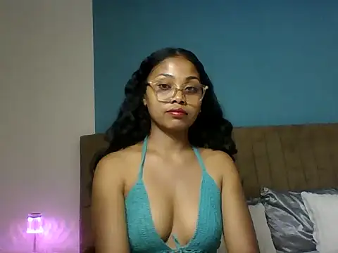 Snapshot of naya86 chatting on November 13, 2025, 12:59 pm naya86 online show from November 13, 2025, 12:59 pm