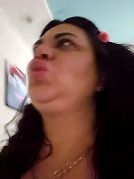 Snapshot of littleRikka chatting on October 10, 2025, 8:30 pm littleRikka online show from October 10, 2025, 8:30 pm