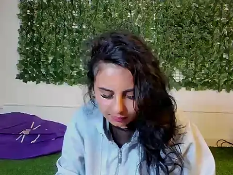 Snapshot of AbbyTaylorr chatting on April 18, 2026, 2:10 pm AbbyTaylorr online show from April 18, 2026, 2:10 pm