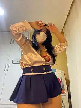 White-Petite online show from March 6, 2026, 8:27 pm