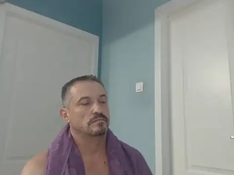 MisterFaithRO online show from July 13, 2026, 9:06 pm