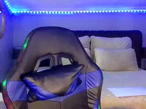 BOOTYBANGER24xx online show from September 11, 2025, 1:17 am