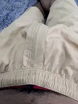 Snapshot of Babyucum4me chatting on December 6, 2024, 11:44 am Babyucum4me online show from December 6, 2024, 11:44 am