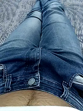 Snapshot of Babyucum4me chatting on December 8, 2024, 2:41 pm Babyucum4me online show from December 8, 2024, 2:41 pm