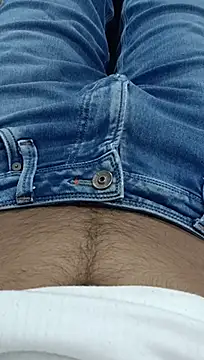 Snapshot of Babyucum4me chatting on February 4, 2025, 2:21 pm Babyucum4me online show from February 4, 2025, 2:21 pm