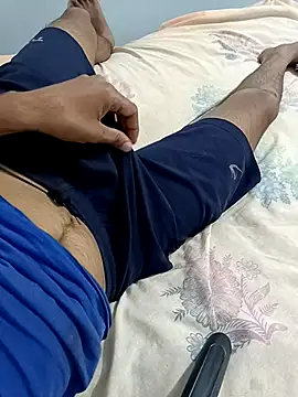 Snapshot of Babyucum4me chatting on October 6, 2025, 7:44 pm Babyucum4me online show from October 6, 2025, 7:44 pm