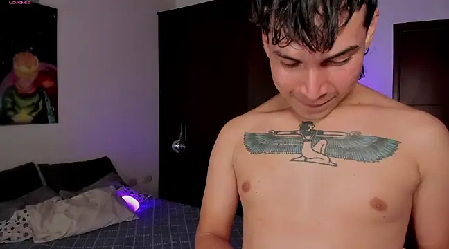 Snapshot of Ryan_picato chatting on February 2, 2025, 8:19 pm Ryan picato online show from February 2, 2025, 8:19 pm