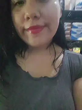 Snapshot of Kalani_Engel chatting on June 15, 2026, 12:35 am Kalani Engel online show from June 15, 2026, 12:35 am