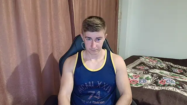 Todhorny9873 online show from December 3, 2024, 5:42 am