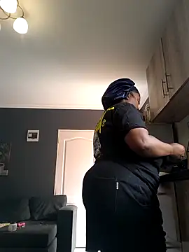 Snapshot of SWEETDOLLY29XX chatting on October 19, 2025, 8:26 am SWEETDOLLY29XX online show from October 19, 2025, 8:26 am