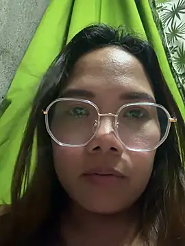 BURBERRY69 online show from June 10, 2026, 1:54 pm