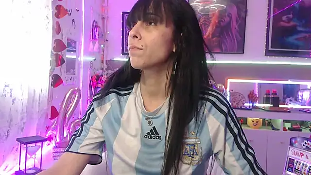 misscectito13 online show from February 17, 2025, 12:16 pm