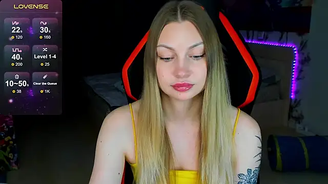 BiMolly online show from March 3, 2026, 7:31 pm