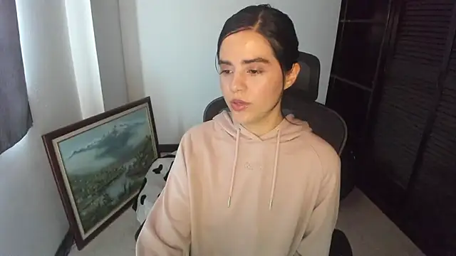 Snapshot of mia_collins_x chatting on September 13, 2025, 7:35 pm mia collins x online show from September 13, 2025, 7:35 pm