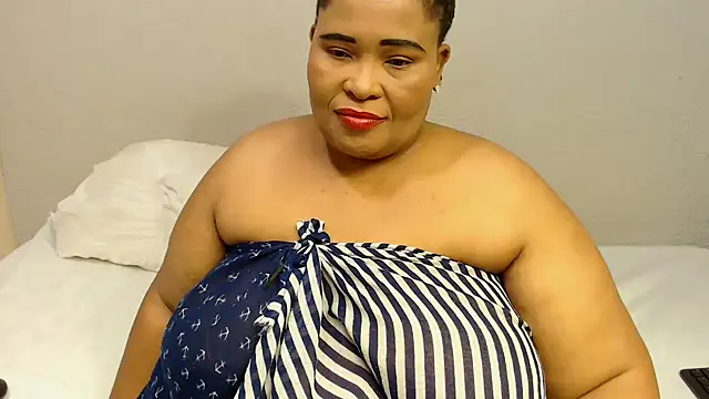 Snapshot of zandile chatting on October 4, 2025, 6:17 pm zandile online show from October 4, 2025, 6:17 pm