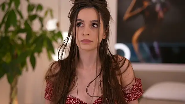 Snapshot of DoviaClaire chatting on November 15, 2025, 7:27 am DoviaClaire online show from November 15, 2025, 7:27 am