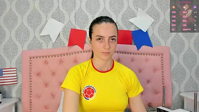 Snapshot of Princsgirl_ chatting on July 3, 2026, 7:20 pm Princsgirl online show from July 3, 2026, 7:20 pm