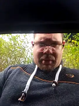 sexykevin17cm online show from October 29, 2025, 1:35 pm