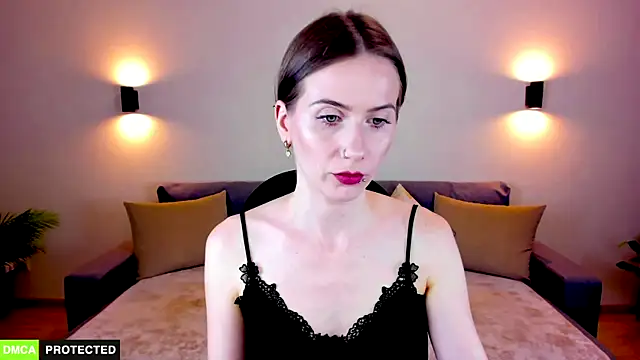 Snapshot of TheWoman__ chatting on September 19, 2025, 1:45 pm TheWoman online show from September 19, 2025, 1:45 pm