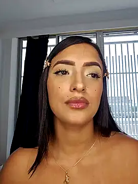 Snapshot of Shantal_Lovee chatting on December 30, 2024, 7:11 pm Shantal Lovee online show from December 30, 2024, 7:11 pm