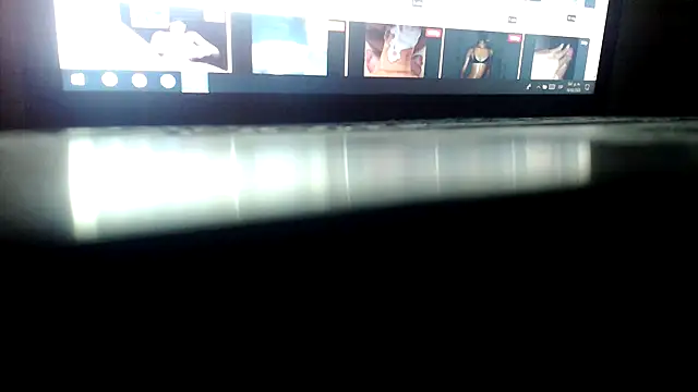 Snapshot of RobertaHott chatting on March 19, 2025, 10:42 pm RobertaHott online show from March 19, 2025, 10:42 pm