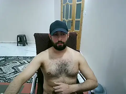 Snapshot of Billo-Maxx chatting on February 23, 2026, 11:35 pm Billo-Maxx online show from February 23, 2026, 11:35 pm