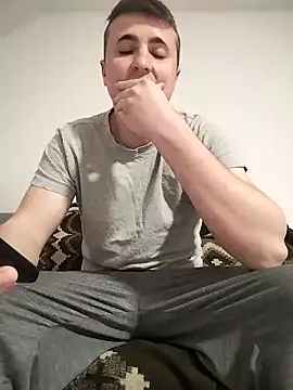 MrNoBoDy000 online show from April 9, 2026, 8:03 pm