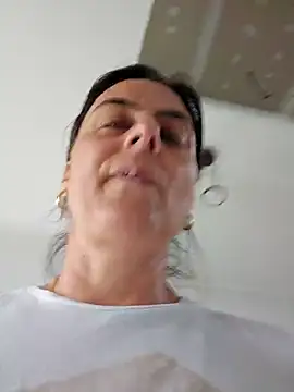 Snapshot of IsabelleCraft chatting on September 17, 2025, 11:34 am IsabelleCraft online show from September 17, 2025, 11:34 am