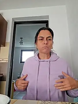 Snapshot of IsabelleCraft chatting on September 27, 2025, 11:37 am IsabelleCraft online show from September 27, 2025, 11:37 am