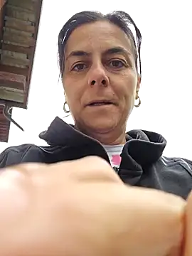 Snapshot of IsabelleCraft chatting on October 15, 2025, 10:26 am IsabelleCraft online show from October 15, 2025, 10:26 am