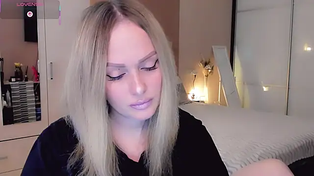 Libby Nora online show from March 4, 2026, 9:04 am