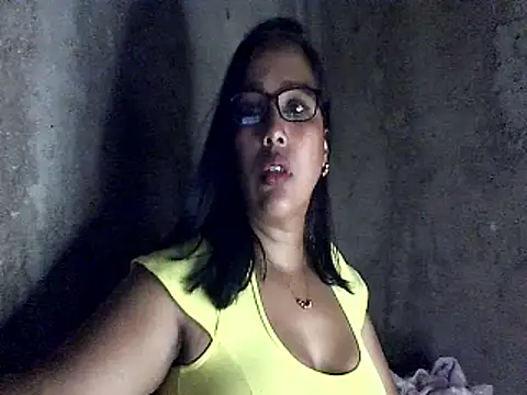 Damita999 online show from February 4, 2025, 6:49 pm