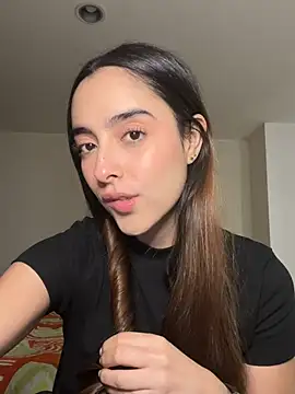 Snapshot of swrennn19 chatting on January 20, 2025, 3:39 pm swrennn19 online show from January 20, 2025, 3:39 pm