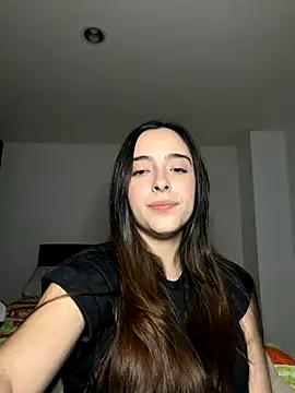 Snapshot of swrennn19 chatting on October 18, 2025, 12:57 am swrennn19 online show from October 18, 2025, 12:57 am