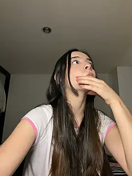 swrennn19 online show from February 8, 2026, 4:32 pm