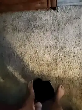 Snapshot of Muzz_2020 chatting on November 4, 2025, 7:07 am Muzz 2020 online show from November 4, 2025, 7:07 am