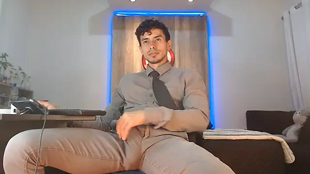 Snapshot of Andrew_4_ chatting on October 27, 2025, 4:49 am Andrew 4 online show from October 27, 2025, 4:49 am