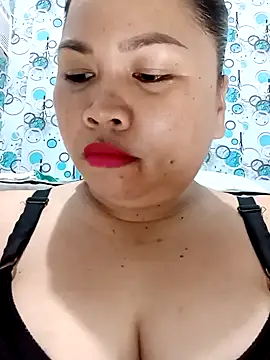 XXLorie 02 online show from February 9, 2025, 12:08 pm