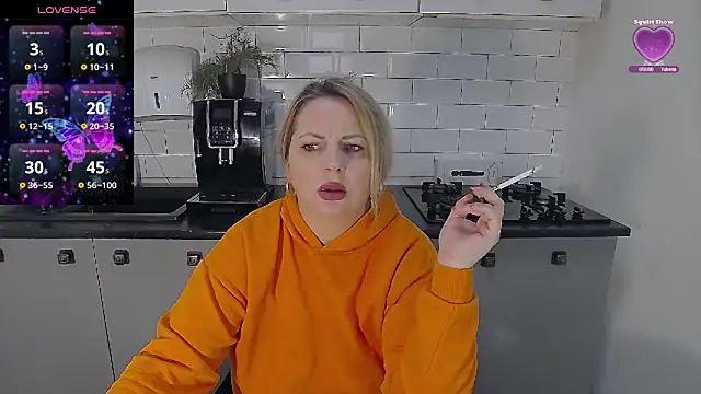 erikaerika online show from February 4, 2026, 8:53 am