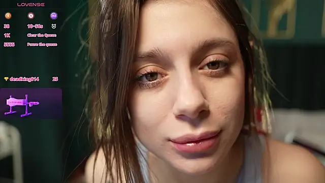 Eille Elfie online show from January 6, 2026, 5:44 am