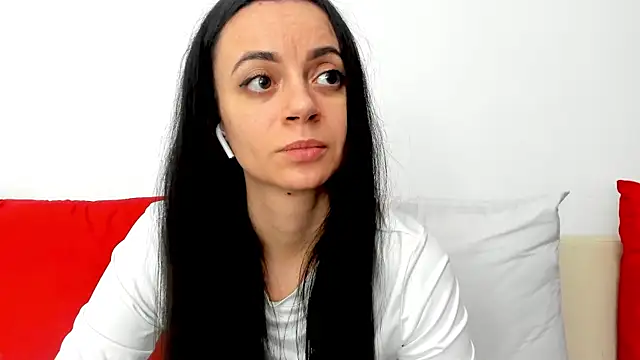 Snapshot of cute_angel95 chatting on January 24, 2025, 9:26 pm cute angel95 online show from January 24, 2025, 9:26 pm
