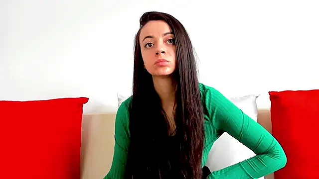 Snapshot of cute_angel95 chatting on March 23, 2025, 5:43 am cute angel95 online show from March 23, 2025, 5:43 am