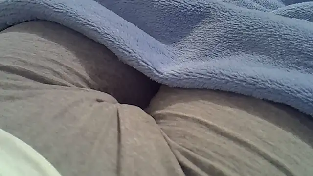 perescam online show from September 25, 2025, 4:43 pm