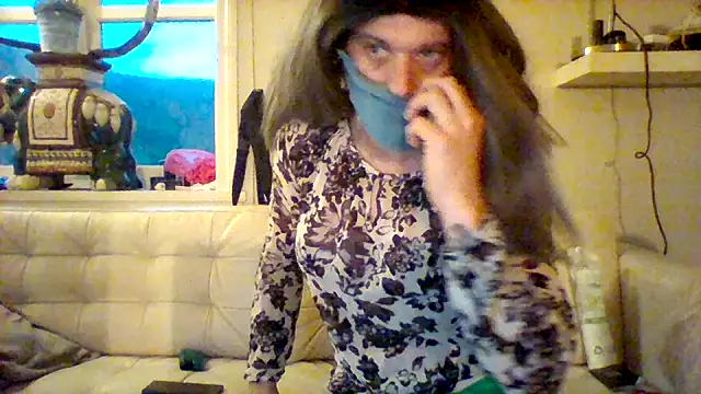 SassyAmanda87 online show from November 28, 2025, 2:53 pm