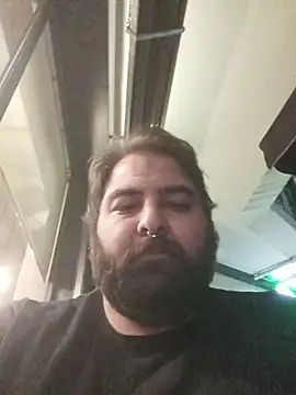 Snapshot of _Sinyor34 chatting on November 9, 2025, 6:39 pm Sinyor34 online show from November 9, 2025, 6:39 pm