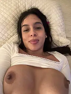 Snapshot of kamivolkano chatting on February 19, 2025, 2:55 am kamivolkano online show from February 19, 2025, 2:55 am